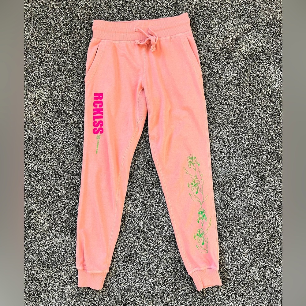 Young & reckless sweatpants